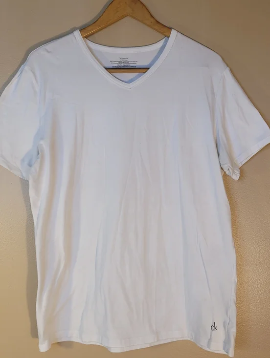 Calvin Klein White Classic V Neck Tshirt - Picture 1 of 4